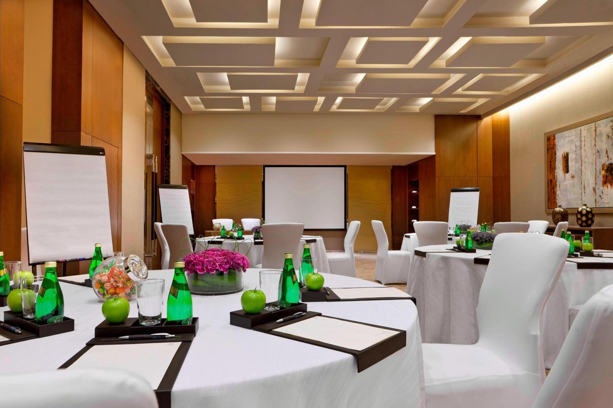 Sheraton Grand Beijing Dongcheng Hotel Exterior foto