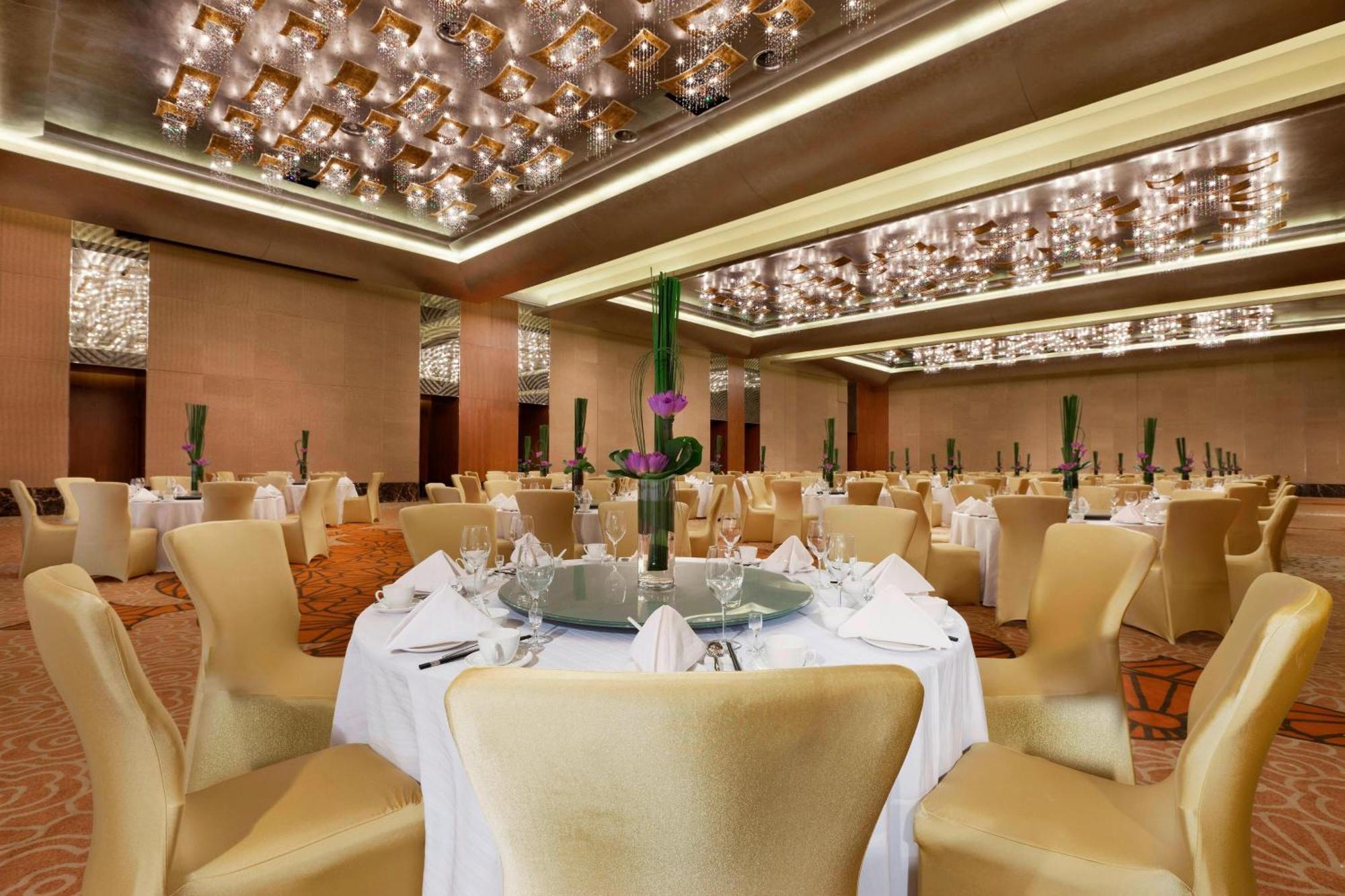 Sheraton Grand Beijing Dongcheng Hotel Exterior foto