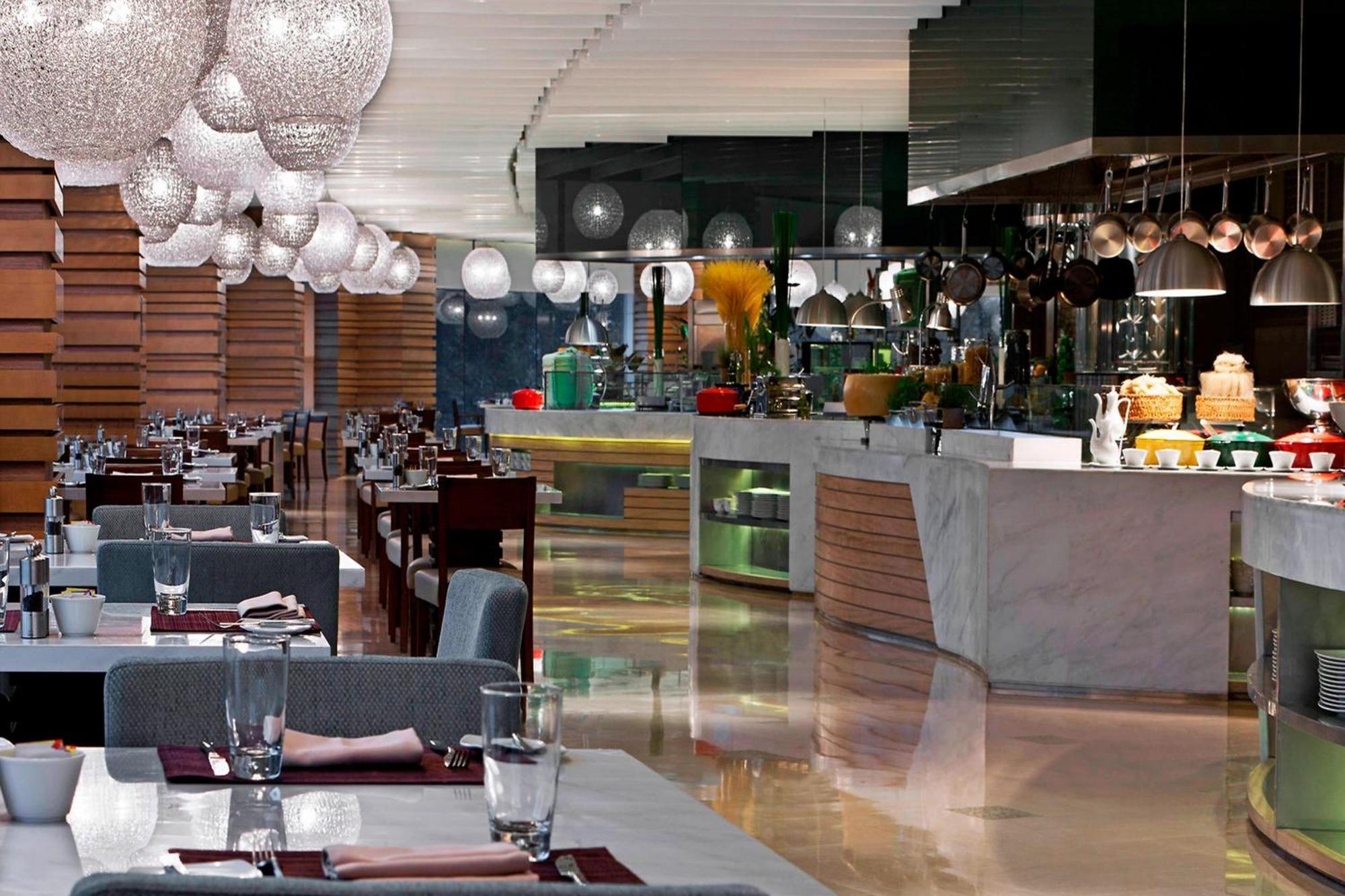 Sheraton Grand Beijing Dongcheng Hotel Exterior foto